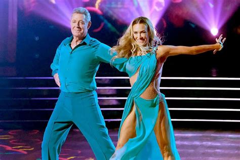 Barry Williams Makes ‘DWTS’ History as Longest-Lasting ‘Brady Bunch ...