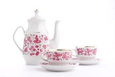 A porcelain tea set | Porcelain, Porcelain meaning, Types of ceramics