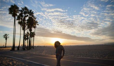 13 Self-Guided Walking Tours in Los Angeles, California + Create Your Own Walk