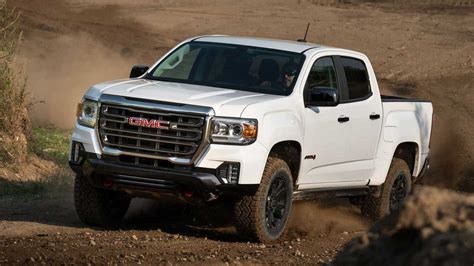2021 GMC Canyon AT4 Gets More Capable Off-Road Performance Edition