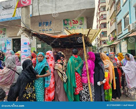 Mirpur, Dhaka, Bangladesh - 03.20.2023: People Standing in Queue at ...