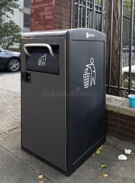 Bigbelly Talking Trash Cans in Local Bronx Community Editorial Stock Photo - Image of refuse ...