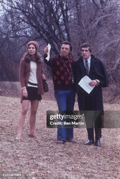 194 Jonathan Frid Dark Shadows Photos & High Res Pictures - Getty Images