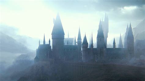 harry potter and the deathly hallows hogwarts under cloudy sky hd movies Wallpapers | HD ...