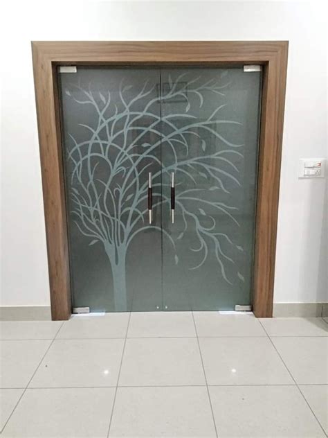 Toughened Glass Doors, Thickness: Y at best price in Surat | ID: 22956963888