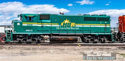 GP Train Engine Old Still Runs | Train photography, Train, Vintage train