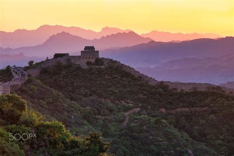 Sunrise over Great Wall of China by Mag TY on 500px | Sunrise, Great wall of china, Photo