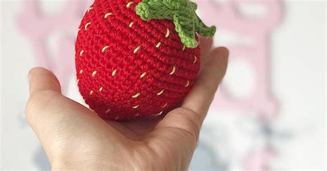 Amigurumi Strawberry Free Crochet Pattern