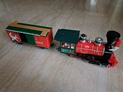 Beautiful Train Set & Tracks, Hobbies & Toys, Toys & Games on Carousell