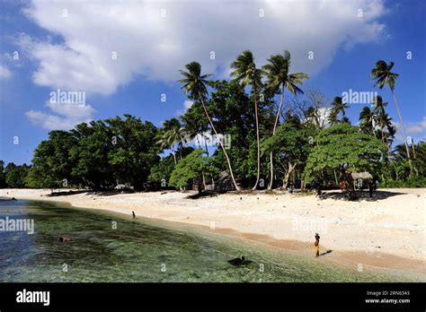 Kiriwina island hi-res stock photography and images - Alamy