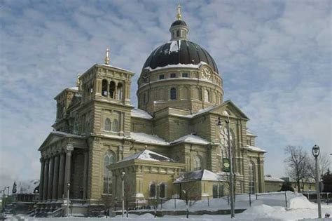 Basilica of St Josaphat, Milwaukee - Pilgrim-info.com