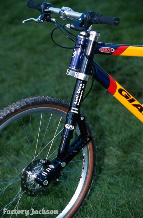 Cannondale Lefty - the story of half a fork - Factory Jackson Factory Jackson