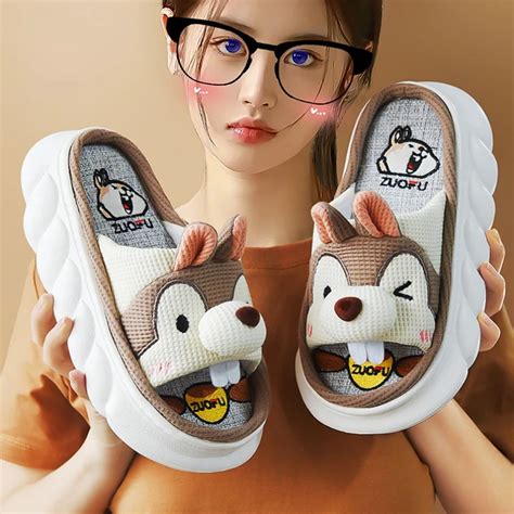 Details more than 171 cartoon bedroom slippers super hot - esthdonghoadian