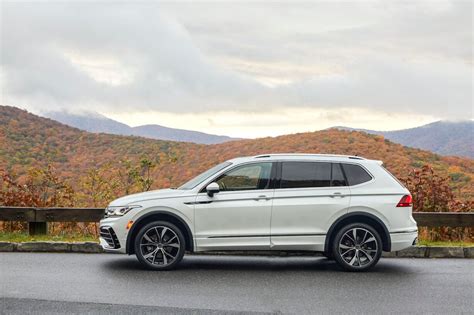 A Week With: 2022 Volkswagen Tiguan SEL R-Line 4Motion - The Detroit Bureau