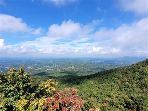 Pilot Mountain Hiking Trails: Everything You Need to Know » Trying to Unwind