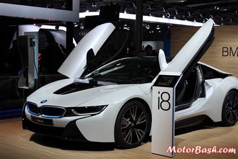 BMW i8 India Launch on February 18; Go Hybrid