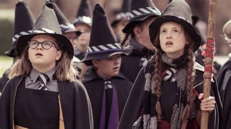 วันที่วางจำหน่าย The Worst Witch Season 5 นักแสดง | New Season Air จะ ...