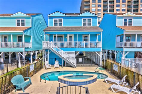 Blue Moon | Luxurious Oceanfront Cherry Grove Beach House | Pool | Elliott Beach Rentals