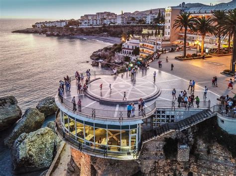 Nerja Y Frigiliana, Dos Paraísos Que Visitar Todo El Año - T&E