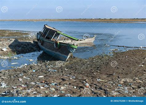 Drought and Climate Change on the Euphrates River, Iraq Stock Photo ...