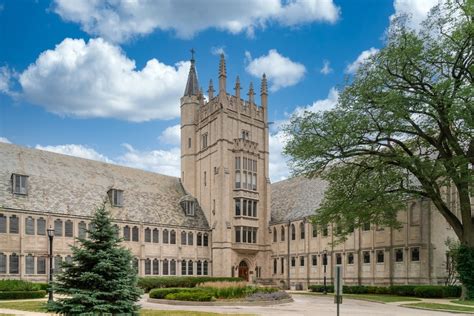 Northwestern Campus Tour | AdmissionSight