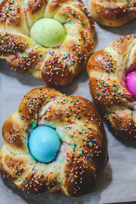 Braided Italian Easter Bread (Pane di Pasqua) - Savoring Italy