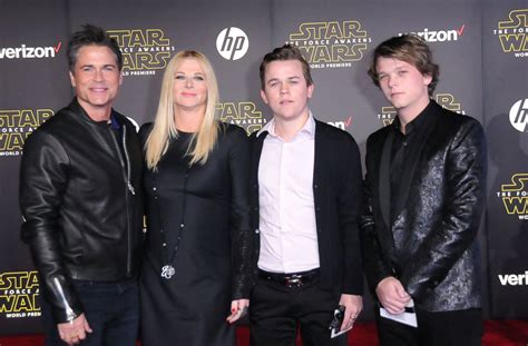 Rob Lowe Takes His Family to the 'Star Wars' Premiere Picture | Stars ...