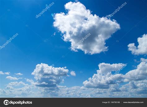 Beautiful Azure Sky Clouds — Stock Photo © Pakhnyushchyy #184795188