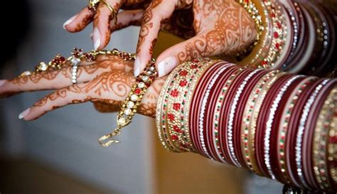 Bridal Mehndi Hand Jewelry And Bangles - XciteFun.net