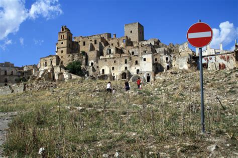 Craco Map - Basilicata, Italy - Mapcarta