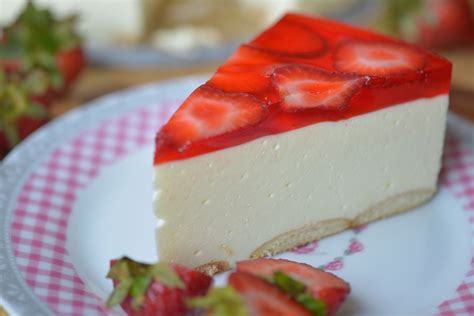 Polish Cold Cheesecake {Sernik na Zimno} - Polish Your Kitchen