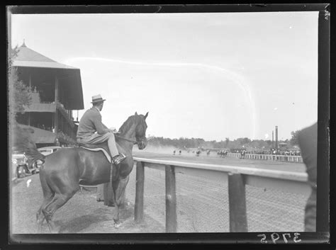 [Horse race track, Saratoga Springs, New York] | International Center ...