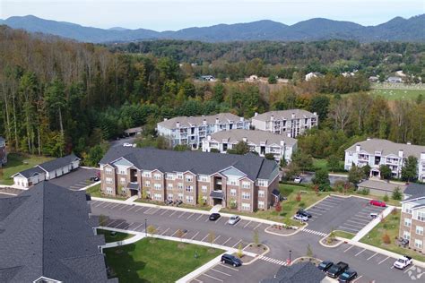 Haven at Enka Lake Apartments - Candler, NC | Apartments.com