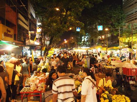 Bangkok - night flower market | chriskay | Flickr