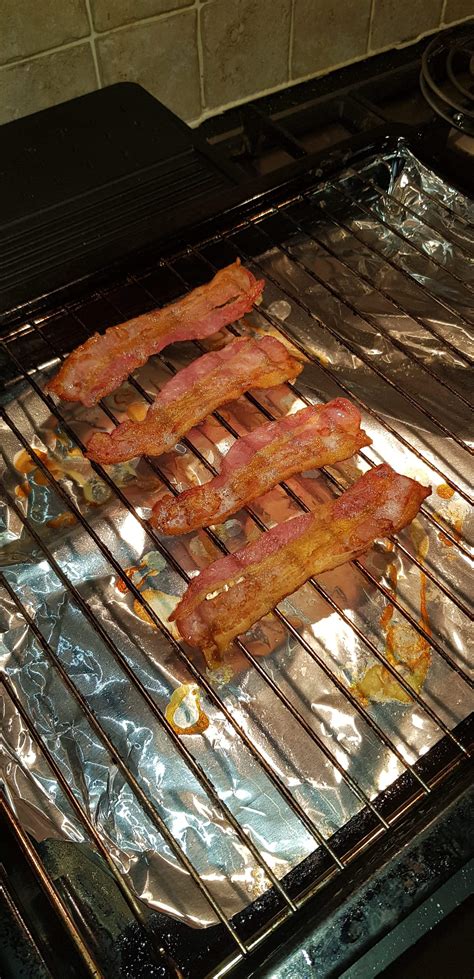 Delicious aldi smoked streaky bacon grilled to crispy perfection. (UK) How do you like your ...