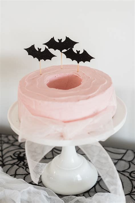 Vampira Ballerina party ideas | Wedding & Party Ideas | 100 Layer Cake