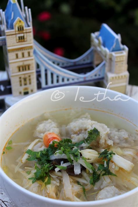 My Little Kitchen: Tekwan (Palembang Fish Ball Soup)