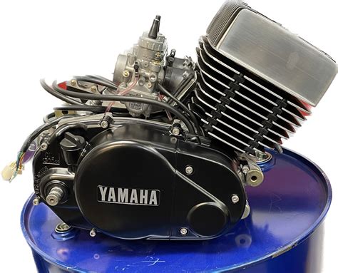 Yamaha RD400 Engine