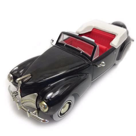 Diecast Metal 1:43 Scale Bubble Car Models The Old Car Named LinColn Continental 1941 Die cast ...