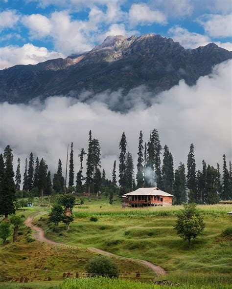 Arangkel, Neelum Valley, Azad Kashmir #Pakistan #Kashmir #travelawesome #travelinspiration # ...