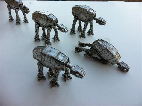 Star Wars AT-AT Walker Mini Model | Gadgetsin