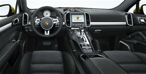 2013-Porsche-Cayenne-GTS-Interior-4 - ForceGT.com