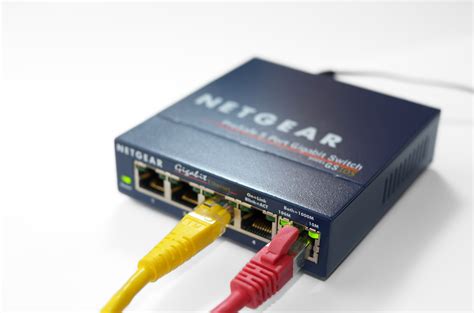 File:Netgear Gigabit Switch 5-port.jpg