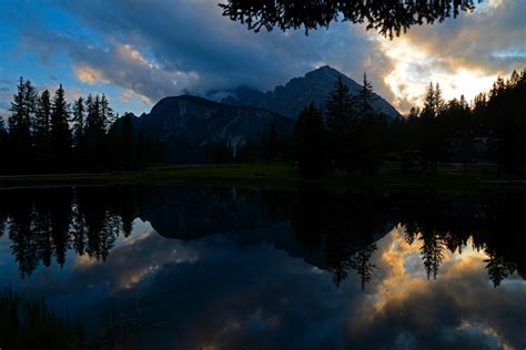 Mountain-lake | Alto Adige - South Tyrol | Pictures | Italy in Global-Geography