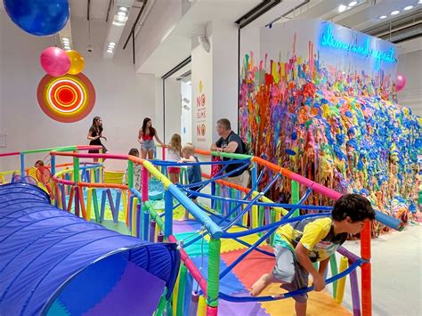 Children play with slime at the Sloomoo institute in New York - World News