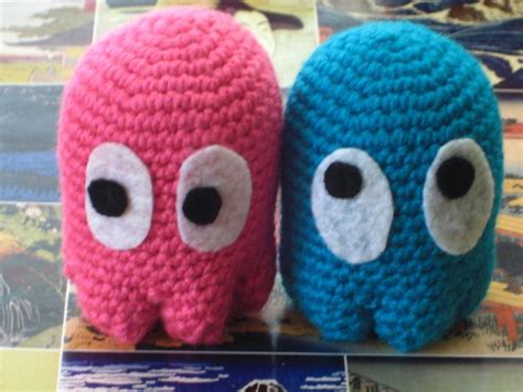 Cute Set of Pacman Plush Toys | Gadgetsin