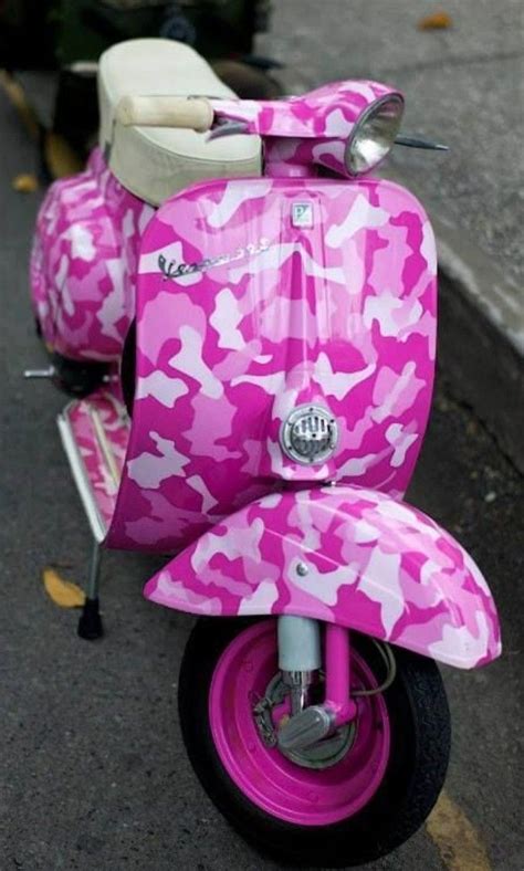 motor vespa matic pink