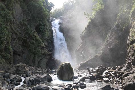 Top 10 Best Waterfalls in Taiwan & How To Visit Them - World of Waterfalls