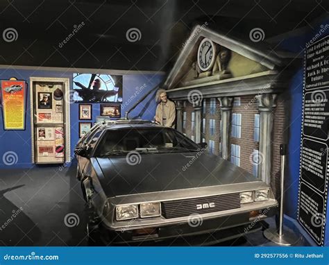 Hollywood Star Cars Museum in Gatlinburg, Tennessee Editorial Photo ...