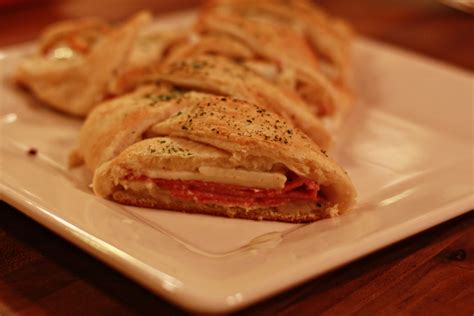 Hopeful: Quick Stromboli Sandwich